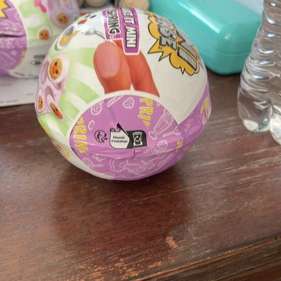 MGA Mini Verse Make it Mini Spring full set of 4 including rare daffodil set - Picture 3 of 16